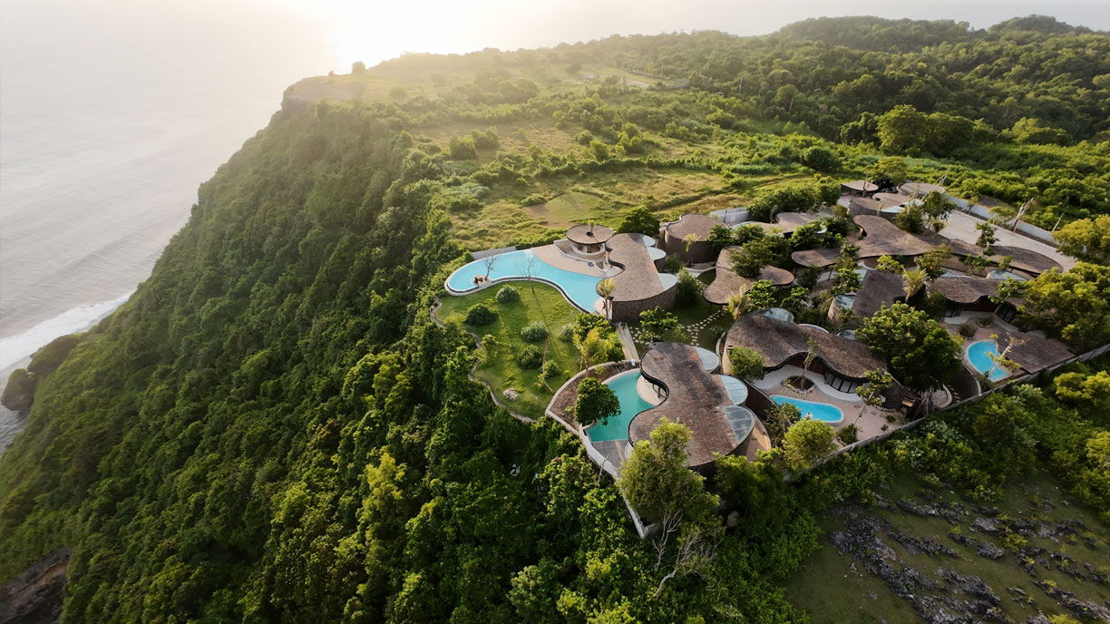 uluwatu resort construction bali